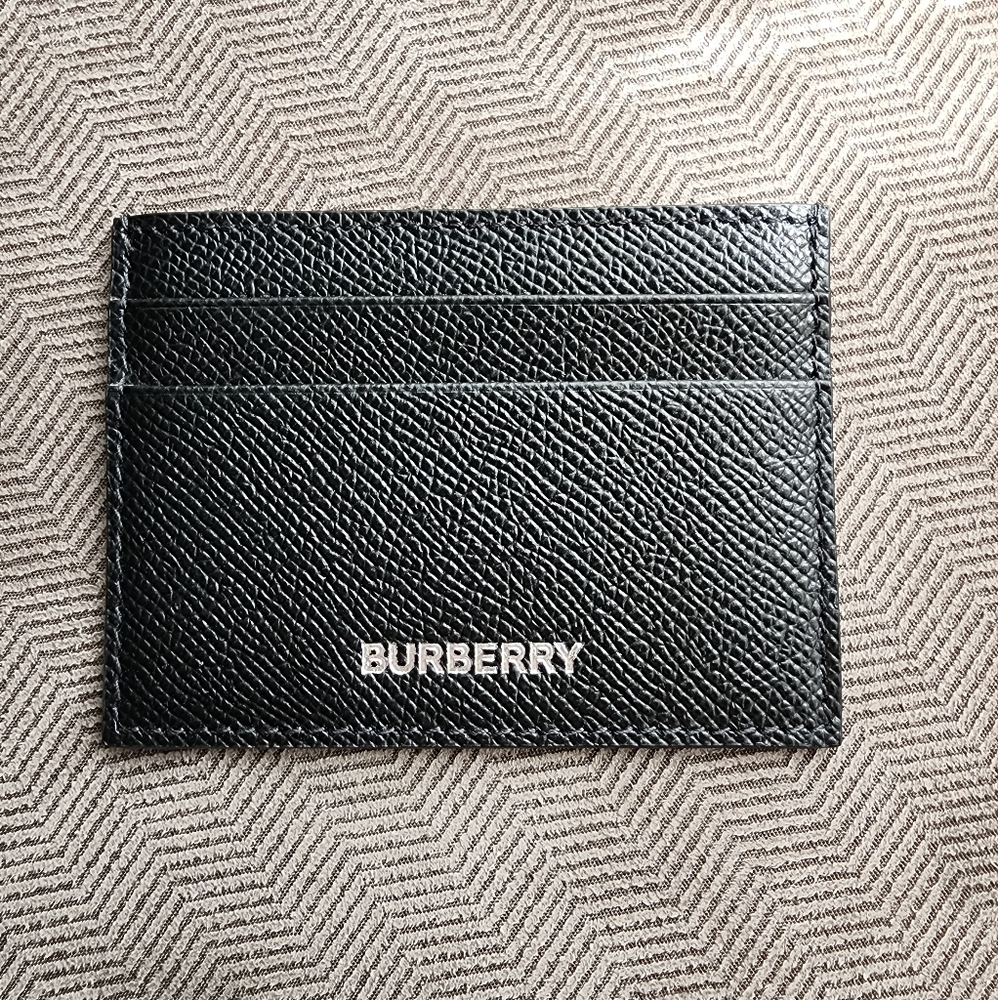 NWOT Burberry Card Holder